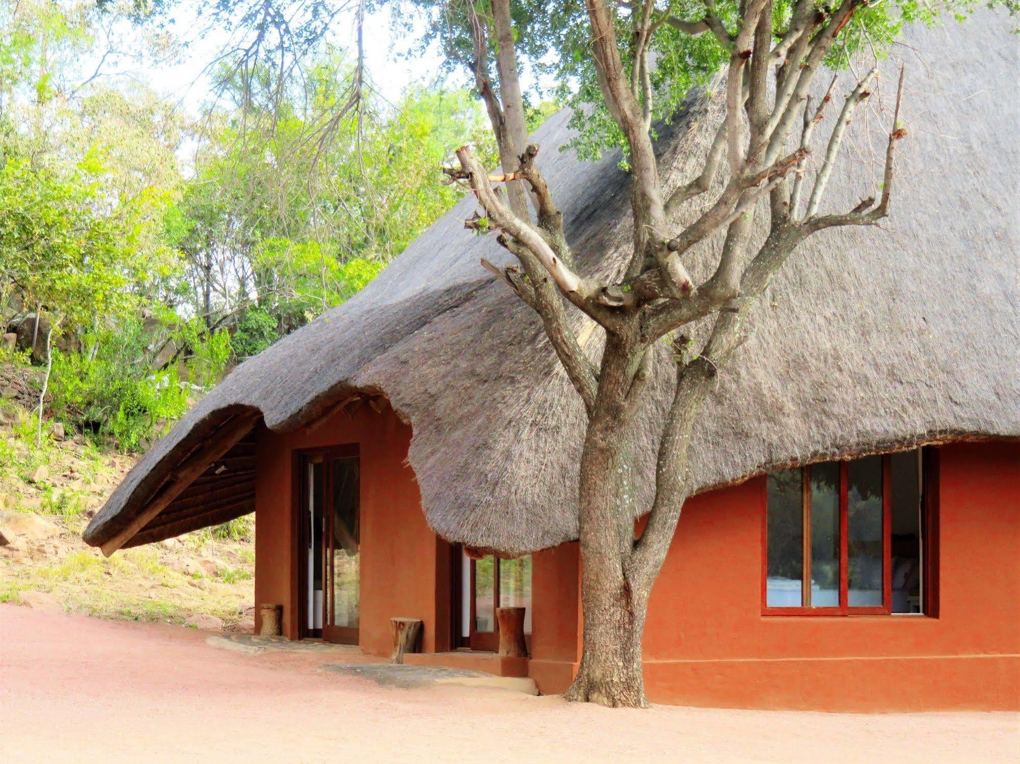 Zebras Crossing Private Game Lodge Modimolle Extérieur photo